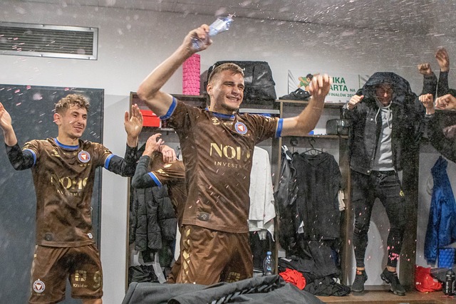 将带着战胜 将带着战胜