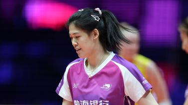 運動員背後 運動員背後